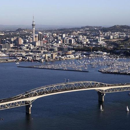 A Pousada Base Auckland Exterior foto