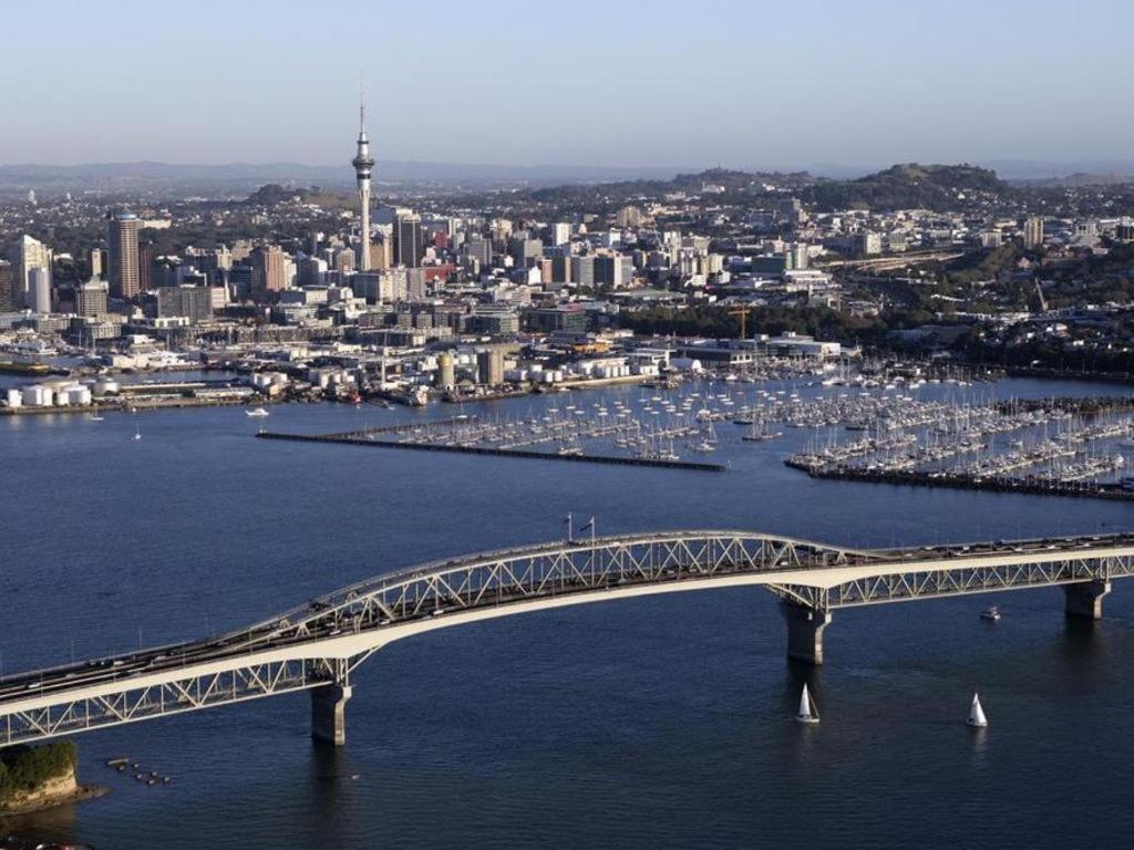 A Pousada Base Auckland Exterior foto